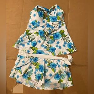 La Vie En Rose Swim Suit Tankini Size Medium Top & XL Bottoms **Read Descrip**